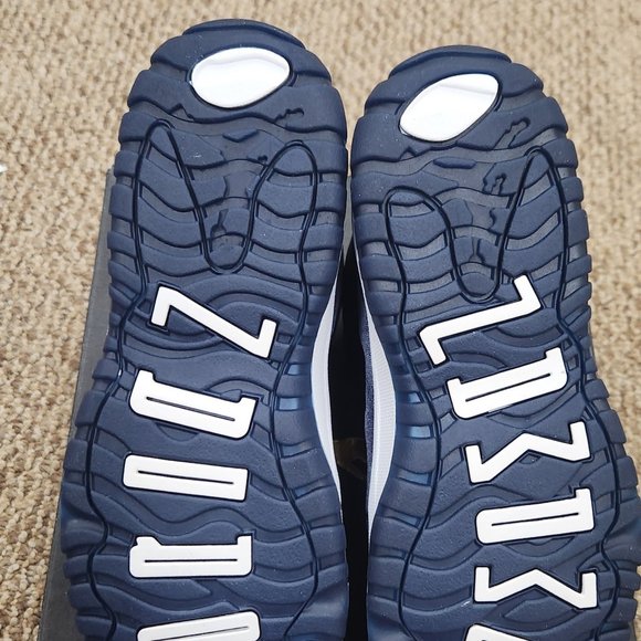 Air Jordan 11 Retro "Midnight Navy" - Picture 7 of 7